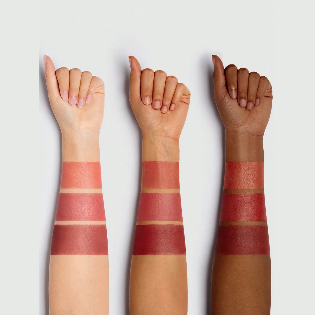 بلاشر شيجلام الثلاثي لإشراقة طبيعية وجريئة