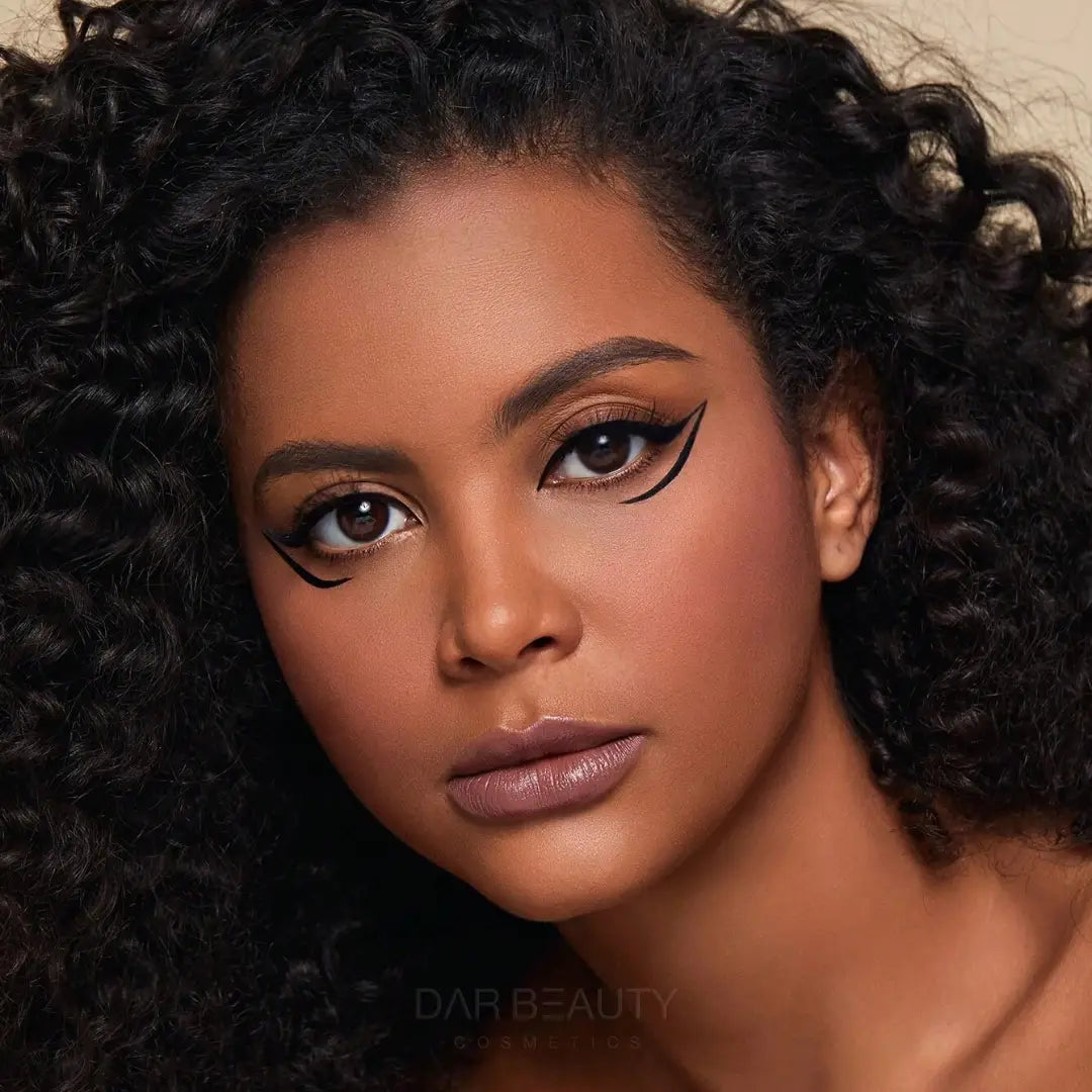 كحل شيجلام السائل الأسود طويل الأمد لا يمسح