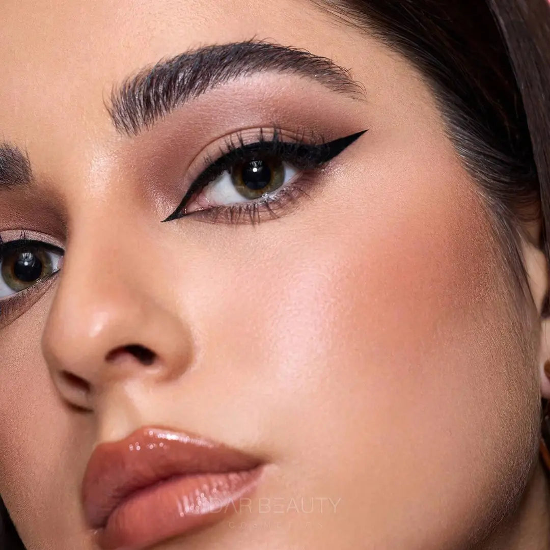 أيلاينر شيجلام أو سو ريتش - تركيبة نظيفة نباتية