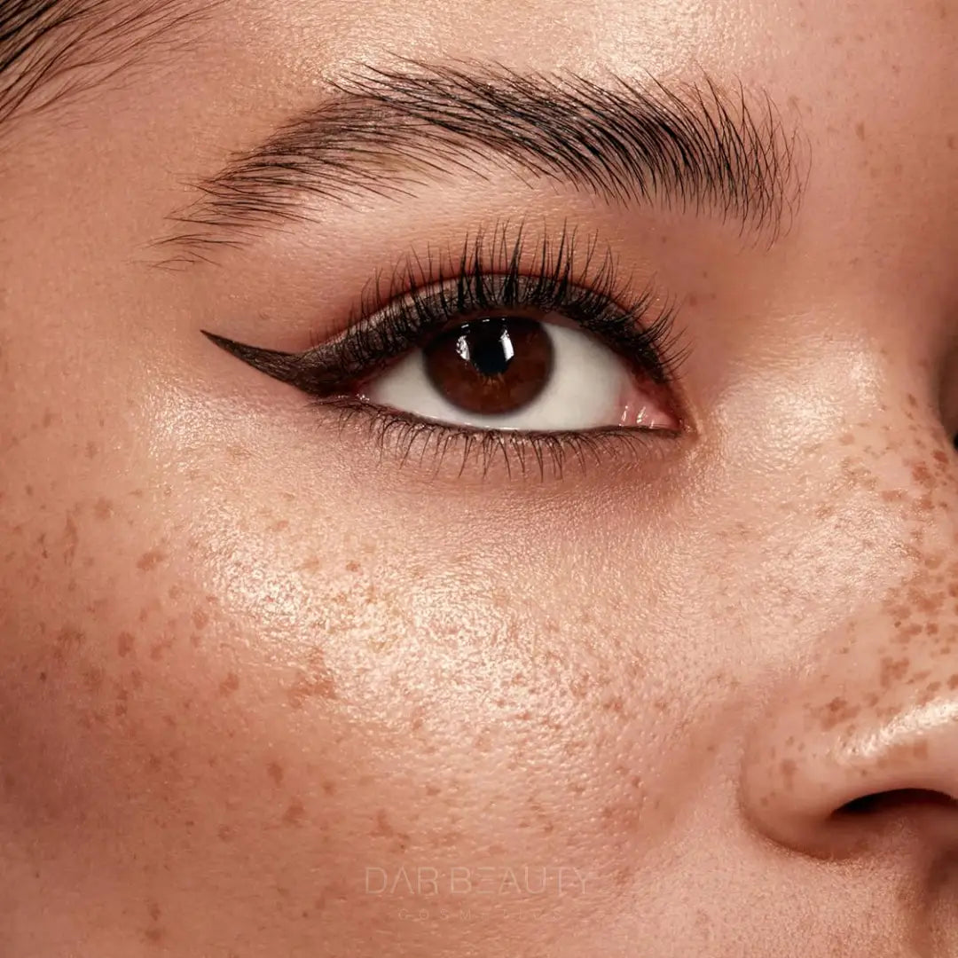 كحل مقاوم للماء بهيالورونات الصوديوم من شيجلام