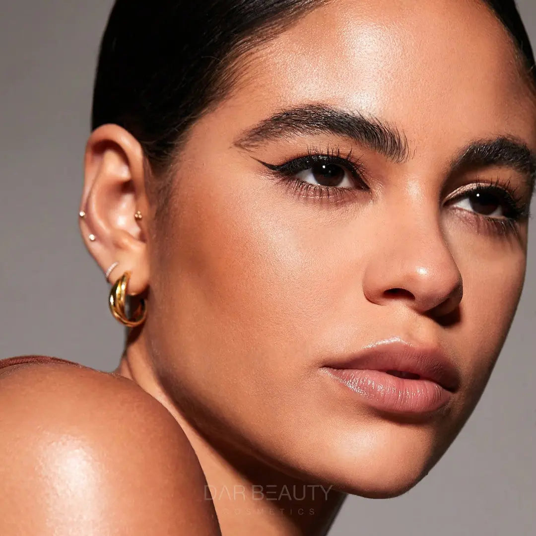 شيجلام آيلاينر لا يتلطخ بتصميم ثنائي ومقاوم للماء